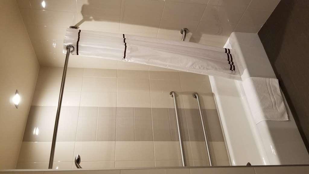 Western Dragon Gate Hotel 3*