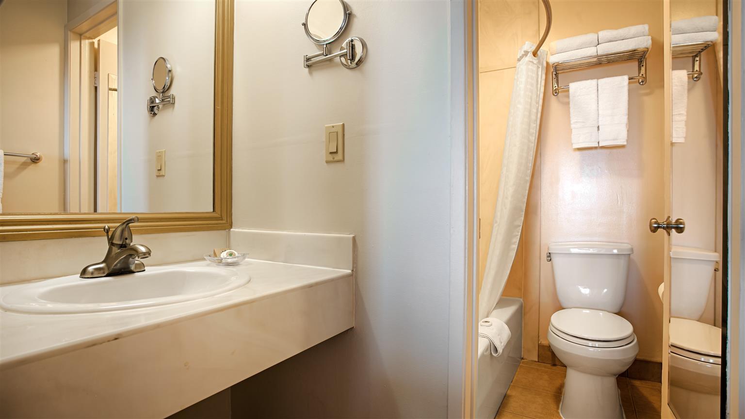 Hotel Western Dragon Gate 3*